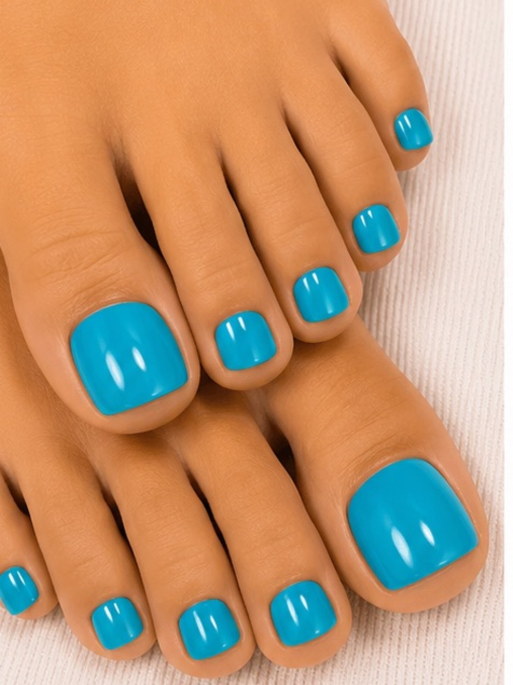 Turquoise 
ToeNails 5 for $20 or $7